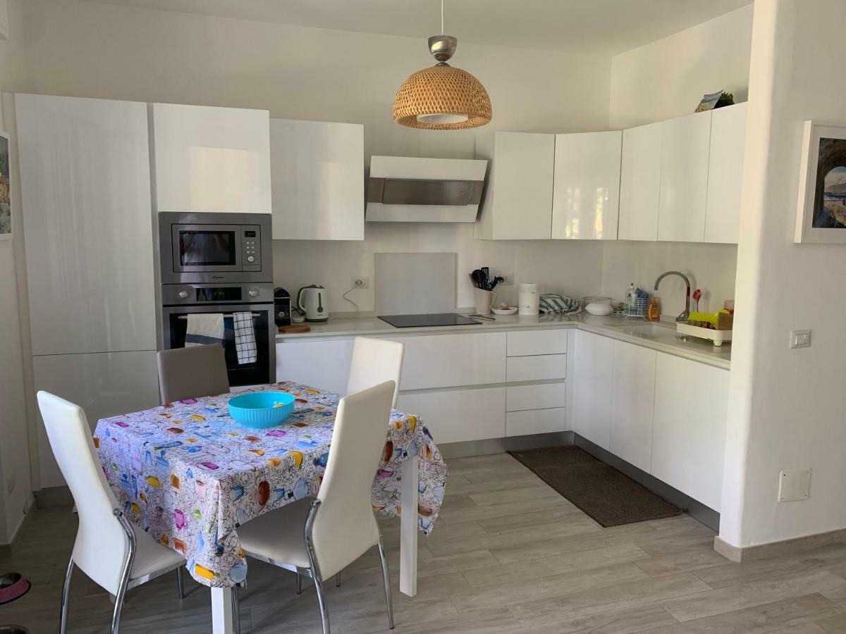 Ferienwohnung The Tides Sestri Levante Exterior foto
